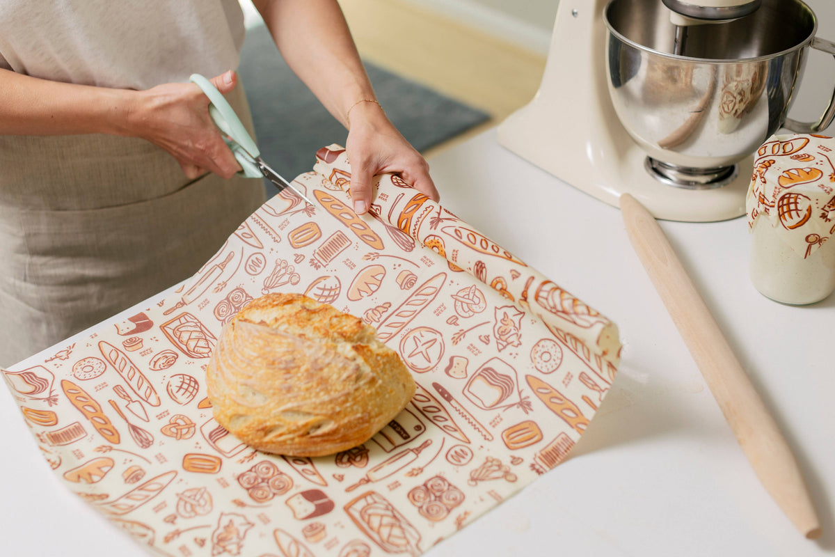 Bee's Wrap Reusable Beeswax Food Wrap Roll | Bakery Lane